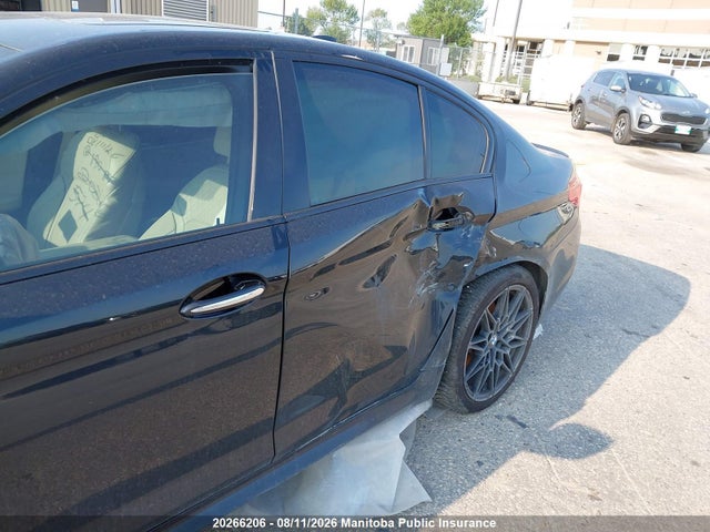WBAJB9C58JG463844 BMW M550i Xdrive