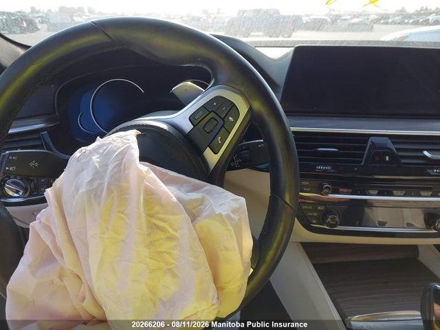WBAJB9C58JG463844 BMW M550i Xdrive