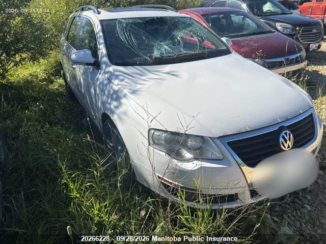 2009 Volkswagen Passat 2.0t მანქანა იყიდება აუქციონზე, vin: WVWLK73C59E094852, აუქციონის ნომერი: 20266228