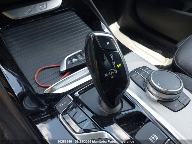 BMW X3 30i 2019 5UXTR9C54KLD96614 Image 11