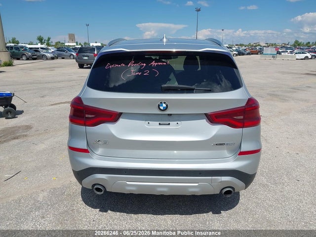 BMW X3 30i 2019 5UXTR9C54KLD96614 Image 16