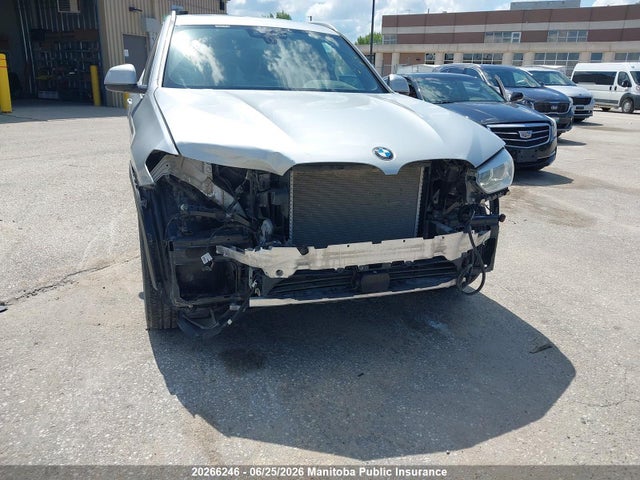 BMW X3 30i 2019 5UXTR9C54KLD96614 Image 6