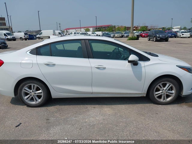20266247 :رقم المزاد ، 1G1BE5SM0J7226676 vin ، 2018 Chevrolet Cruze Lt Turbo مزاد بيع
