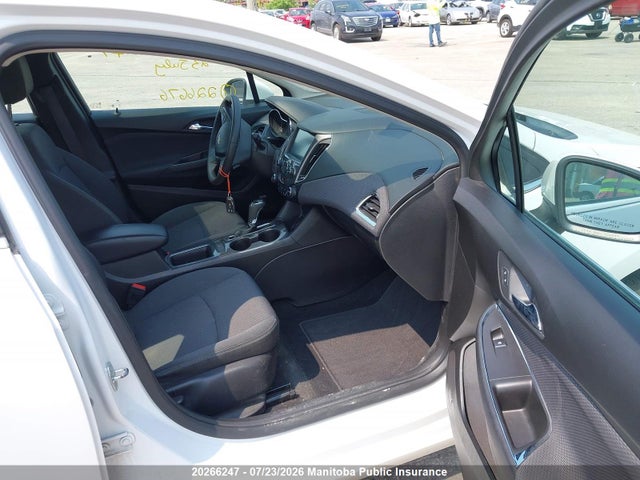 20266247 :رقم المزاد ، 1G1BE5SM0J7226676 vin ، 2018 Chevrolet Cruze Lt Turbo مزاد بيع