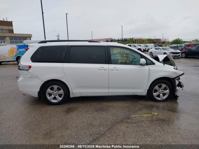 Toyota Sienna Le V6 2014 5TDKK3DC0ES486175 Image 13