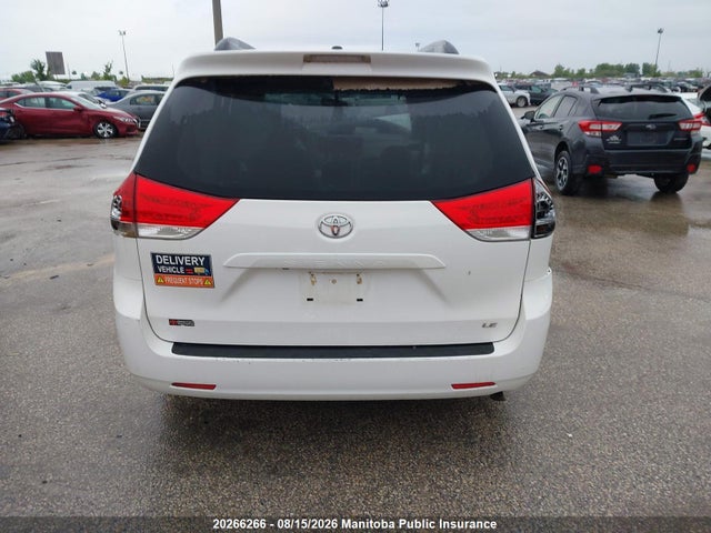 Toyota Sienna Le V6 2014 5TDKK3DC0ES486175 Image 16