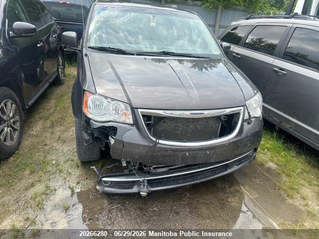 20266280 :رقم المزاد ، 2C4RC1CG9GR263682 vin ، 2016 Chrysler Town & Country Touring مزاد بيع