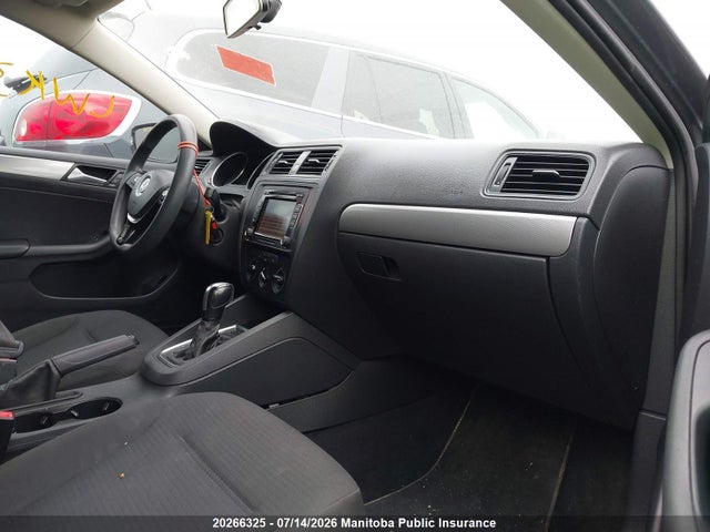 2015 Volkswagen Jetta 2.0 მანქანა იყიდება აუქციონზე, vin: 3VW2K7AJ0FM257391, აუქციონის ნომერი: 20266325