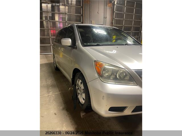 20266330 :رقم المزاد ، 5FNRL3H58AB501303 vin ، 2010 Honda Odyssey Se مزاد بيع