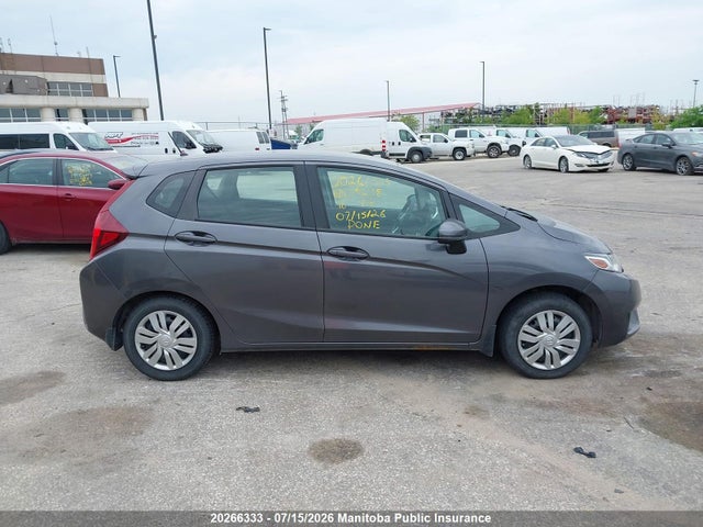 Продажа на аукционе авто 2016 Honda Fit Lx, vin: 3HGGK5H52GM109218, номер лота: 20266333
