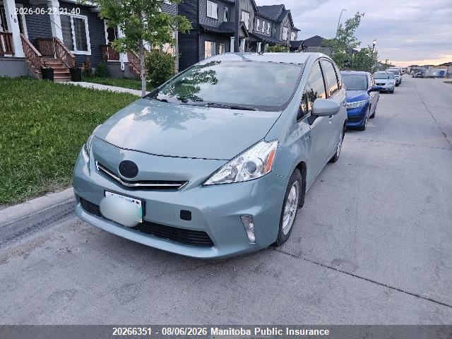Продажа на аукционе авто 2013 Toyota Prius V, vin: JTDZN3EU5D3239313, номер лота: 20266351