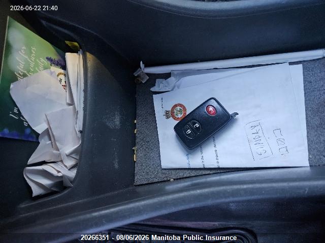 Продажа на аукционе авто 2013 Toyota Prius V, vin: JTDZN3EU5D3239313, номер лота: 20266351