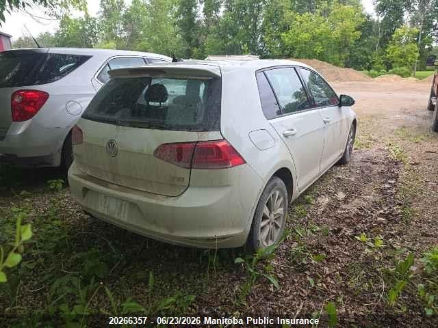 20266357 :رقم المزاد ، 3VW117AU2GM054657 vin ، 2016 Volkswagen Golf 1.8 Tsi مزاد بيع