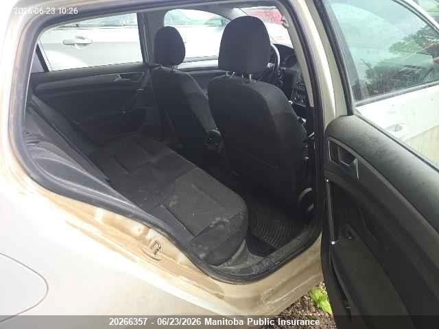20266357 :رقم المزاد ، 3VW117AU2GM054657 vin ، 2016 Volkswagen Golf 1.8 Tsi مزاد بيع