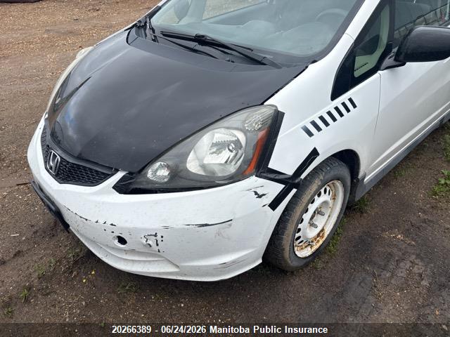 20266389 :رقم المزاد ، LUCGE8H55D3004124 vin ، 2013 Honda Fit Lx مزاد بيع