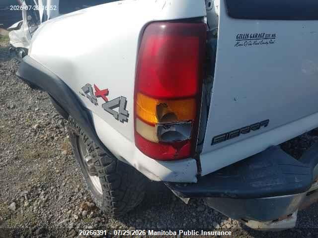 Auction sale of the 2000 Gmc Sierra 2500 Ext Cab, vin: 1GTGK29UXYE399279, lot number: 20266391