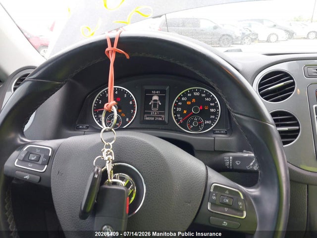 20266409 :رقم المزاد ، WVGJV7AX2FW613099 vin ، 2015 Volkswagen Tiguan 2.0 Tsi مزاد بيع