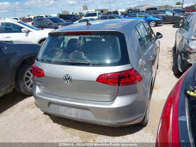 3VW217AU7HM054031 Volkswagen Golf 1.8 Tsi