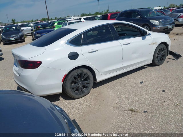 Chrysler 200 Limited V6 2015 1C3CCCAG7FN525655 Image 4