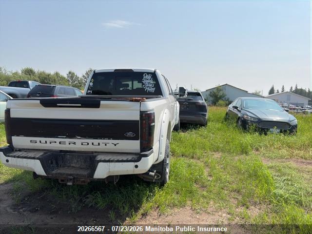 2017 Ford F350 Sd Platinum Crew Cab მანქანა იყიდება აუქციონზე, vin: 1FT8W3BT9HEE39013, აუქციონის ნომერი: 20266567