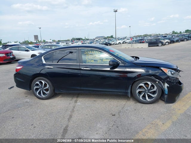 2017 Honda Accord Se მანქანა იყიდება აუქციონზე, vin: 1HGCR2F73HA801600, აუქციონის ნომერი: 20266569