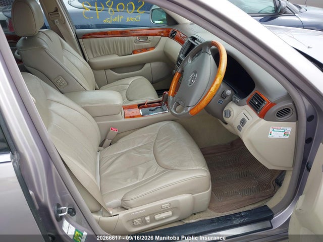 Продажа на аукционе авто 2001 Toyota Celsior, vin: UCF310018194, номер лота: 20266617