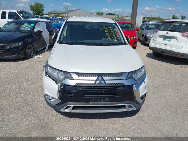 20266629 :رقم المزاد ، JA4AZ2A32LZ605372 vin ، 2020 Mitsubishi Outlander Es مزاد بيع