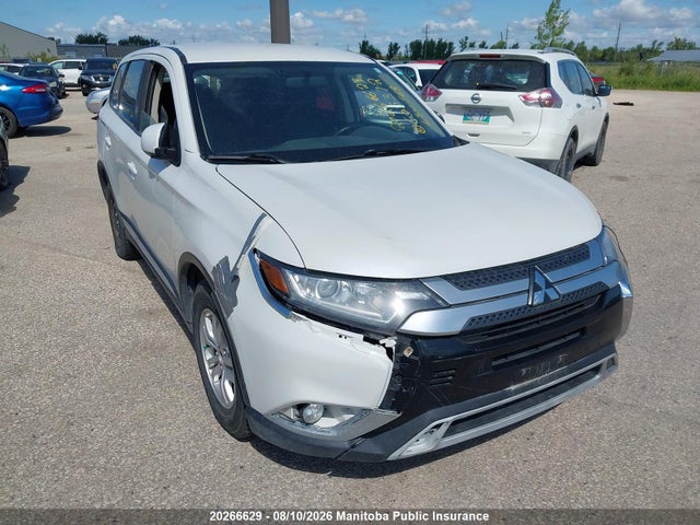 20266629 :رقم المزاد ، JA4AZ2A32LZ605372 vin ، 2020 Mitsubishi Outlander Es مزاد بيع