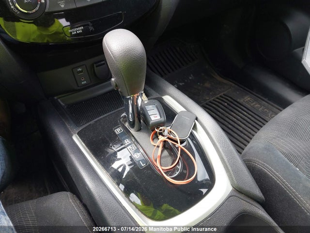 Nissan ROGUE S 2016 5N1AT2MT7GC790574 Image 11