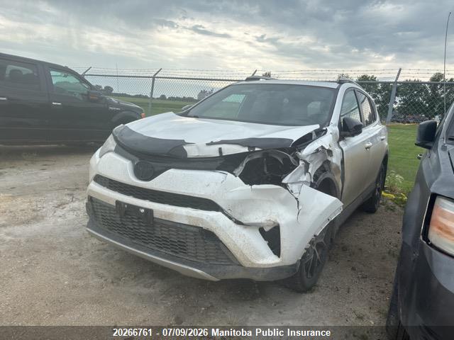 Продажа на аукционе авто 2016 Toyota Rav4 Se, vin: 2T3JFREV5GW520762, номер лота: 20266761