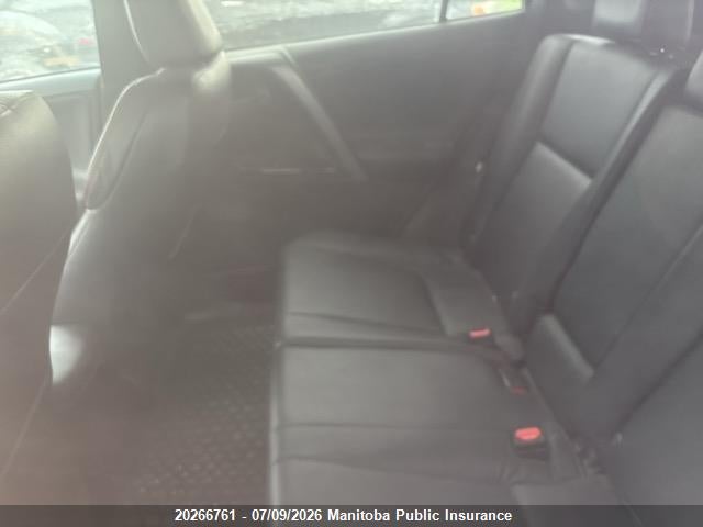 Продажа на аукционе авто 2016 Toyota Rav4 Se, vin: 2T3JFREV5GW520762, номер лота: 20266761