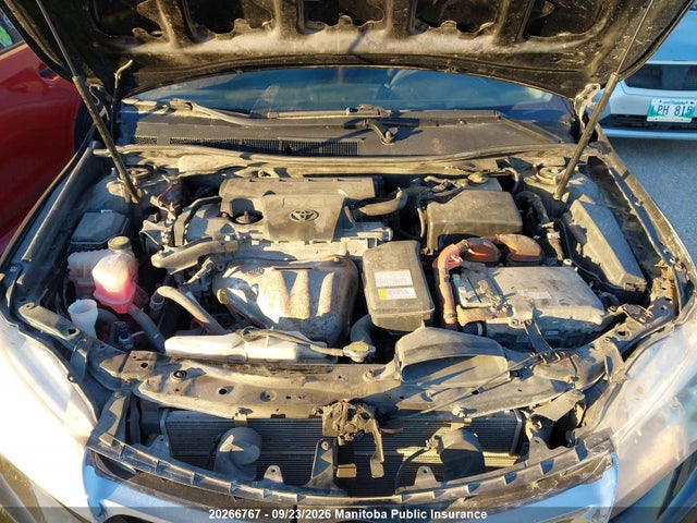 2015 Toyota Camry Le Hybrid მანქანა იყიდება აუქციონზე, vin: 4T1BD1FK2FU172037, აუქციონის ნომერი: 20266767