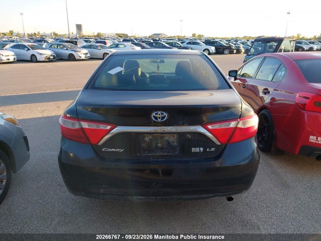 2015 Toyota Camry Le Hybrid მანქანა იყიდება აუქციონზე, vin: 4T1BD1FK2FU172037, აუქციონის ნომერი: 20266767