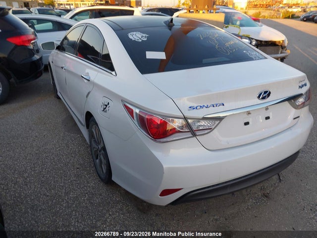 2015 Hyundai Sonata Limited Hybrid მანქანა იყიდება აუქციონზე, vin: KMHEC4A49FA135952, აუქციონის ნომერი: 20266789