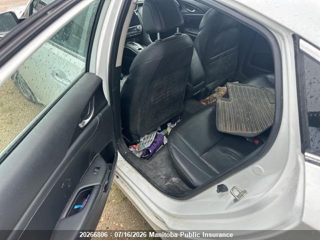 Honda Insight Touring 2019 19XZE4F73KE400875 Image 8