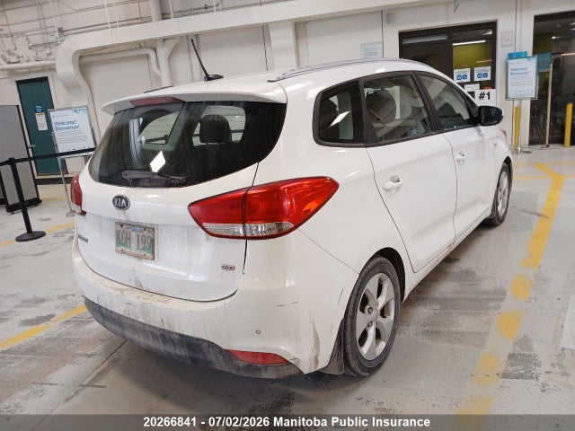 KIA Rondo Lx 2014 KNAHT8A34E7021723 Image 4