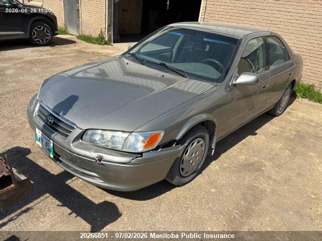 2000 Toyota Camry Ce მანქანა იყიდება აუქციონზე, vin: JT2BG22K6Y0530556, აუქციონის ნომერი: 20266851
