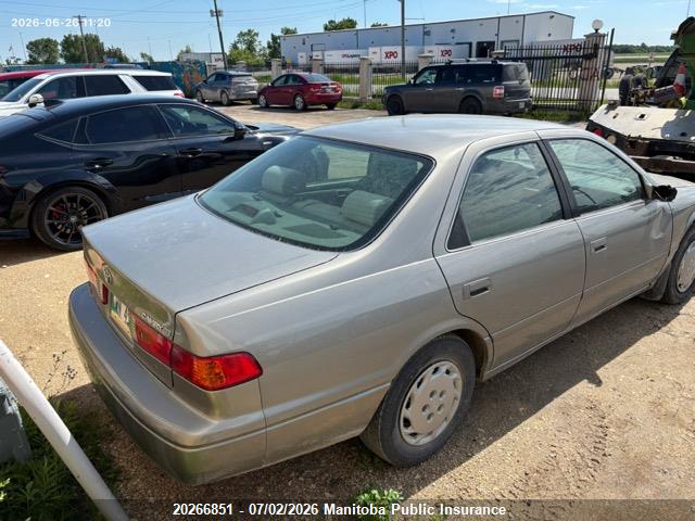 2000 Toyota Camry Ce მანქანა იყიდება აუქციონზე, vin: JT2BG22K6Y0530556, აუქციონის ნომერი: 20266851