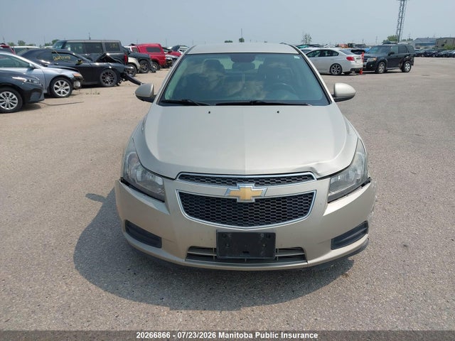 20266866 :رقم المزاد ، 1G1PC5SB5E7142630 vin ، 2014 Chevrolet Cruze Lt Turbo مزاد بيع