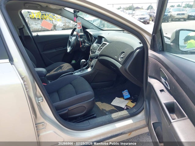 20266866 :رقم المزاد ، 1G1PC5SB5E7142630 vin ، 2014 Chevrolet Cruze Lt Turbo مزاد بيع