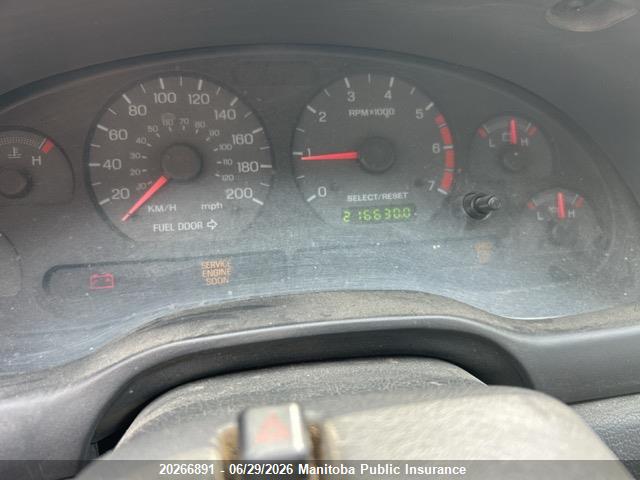 2001 Ford Mustang მანქანა იყიდება აუქციონზე, vin: 1FAFP40401F188779, აუქციონის ნომერი: 20266891