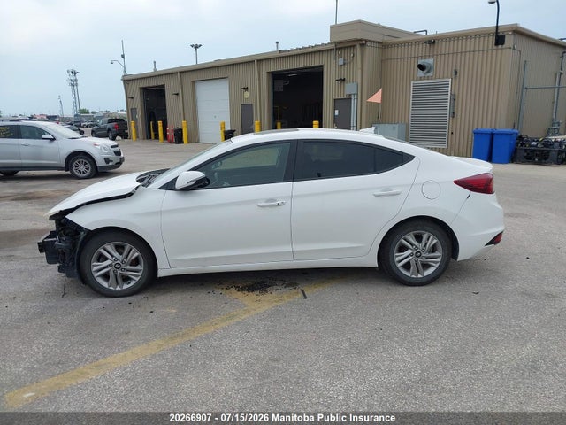 20266907 :رقم المزاد ، KMHD84LFXKU886658 vin ، 2019 Hyundai Elantra Essential مزاد بيع