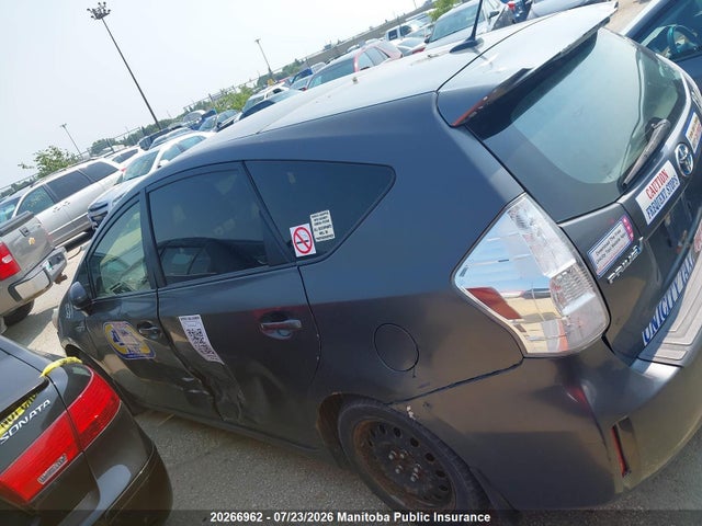 Toyota PRIUS V 2014 JTDZN3EU7E3306334 Image 14