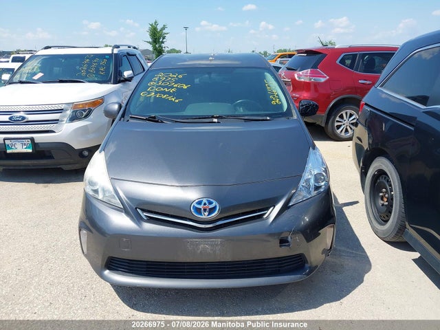 Toyota PRIUS V 2014 JTDZN3EU8E3307606 Image 12