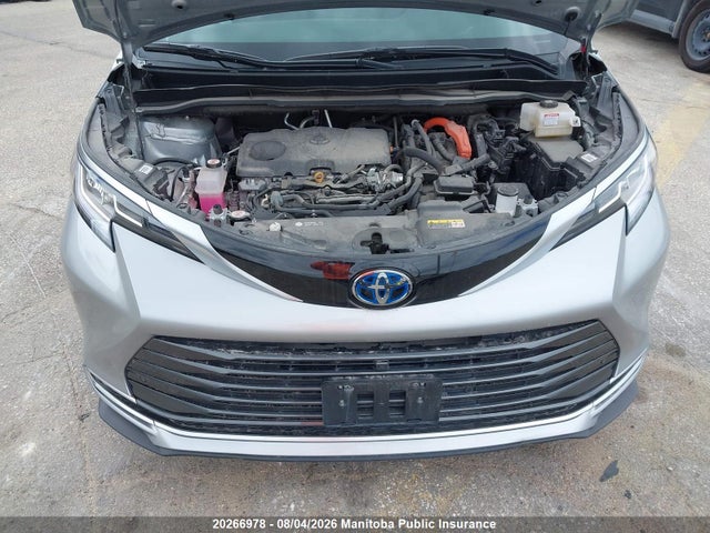 20266978 :رقم المزاد ، 5TDGSKFC6RS132910 vin ، 2024 Toyota Sienna Limited Hybrid مزاد بيع