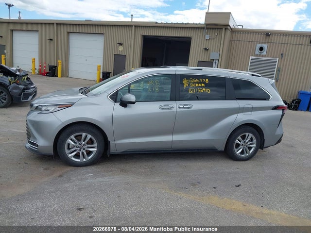 20266978 :رقم المزاد ، 5TDGSKFC6RS132910 vin ، 2024 Toyota Sienna Limited Hybrid مزاد بيع