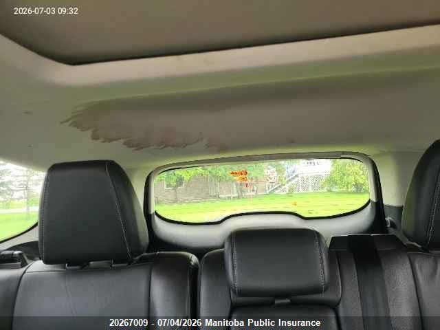 1FMCU9J98FUB99671 Ford Escape Titanium