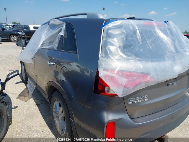 KIA Sorento Lx V6 2014 5XYKTDA72EG433632 Image 3