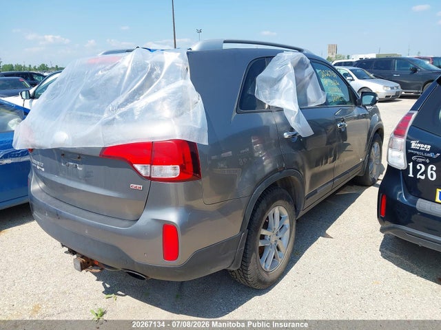 KIA Sorento Lx V6 2014 5XYKTDA72EG433632 Image 4