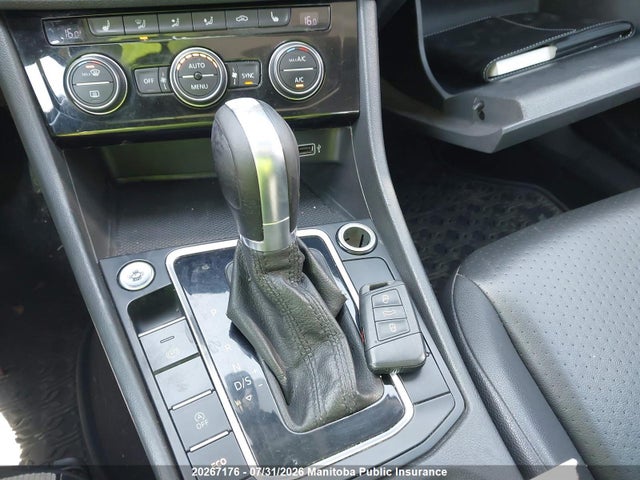 3VWE57BU4KM050428 Volkswagen Jetta 1.4 Tsi
